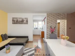 Pronájem rodinného domu, Horoušany, Na Svahu, 133 m2