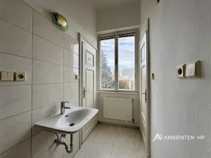 Pronájem kanceláře, Brno, třída Kpt. Jaroše, 316 m2