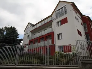 Pronájem bytu 4+1, Praha - Komořany, Na Homoli, 83 m2