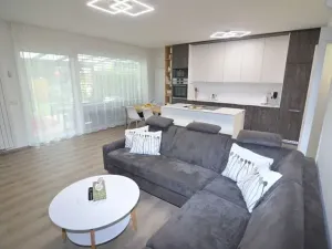 Prodej rodinného domu, Vestec, Vrbová, 153 m2