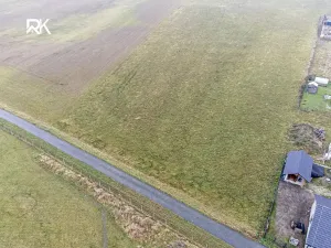 Prodej pozemku pro bydlení, Uhersko, 944 m2