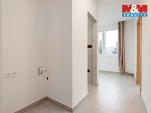 Prodej bytu 2+1, Český Krumlov - Plešivec, Sídliště Plešivec, 57 m2