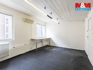 Pronájem kanceláře, Praha - Bubeneč, Čs. armády, 17 m2