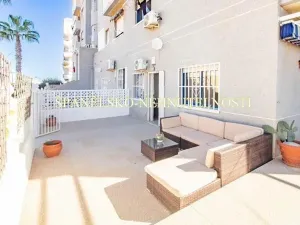 Prodej bytu 4+kk, Torrevieja, Španělsko, 61 m2
