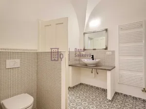 Pronájem bytu 2+1, Jindřichův Hradec, nám. Míru, 71 m2