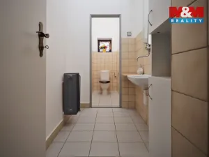 Pronájem obchodního prostoru, Havlíčkův Brod, Žižkova, 24 m2