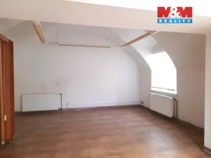 Pronájem zemědělského objektu, Lešná, 220 m2