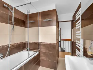 Pronájem bytu 5+kk, Hradec Králové, Baarova, 115 m2