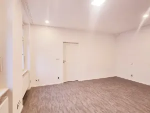 Pronájem bytu 2+kk, Brno, Dobrovského, 44 m2