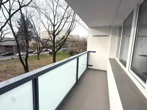 Pronájem bytu 3+1, Praha - Lhotka, Novodvorská, 75 m2