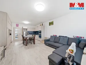 Prodej bytu 2+kk, Pardubice - Polabiny, Bělehradská, 77 m2