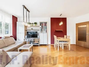 Prodej bytu 3+kk, Praha, Jeřabinová, 92 m2