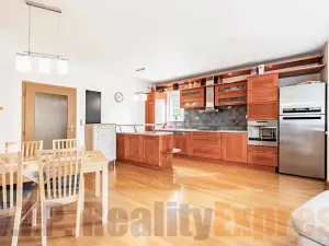 Prodej bytu 3+kk, Praha, Jeřabinová, 92 m2