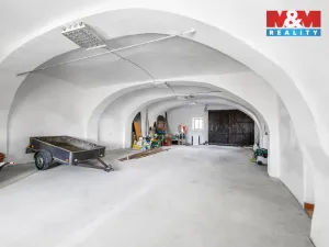 Pronájem zemědělské usedlosti, Dobrovíz, Kladenská, 10270 m2