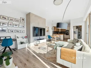 Prodej bytu 3+kk, Oslavany, náměstí 13. prosince, 76 m2