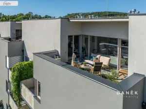 Prodej bytu 3+kk, Oslavany, náměstí 13. prosince, 76 m2