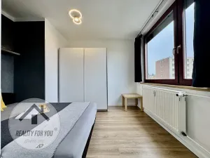 Pronájem bytu 1+kk, Praha - Záběhlice, Dunická, 18 m2