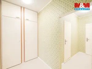 Prodej bytu 2+1, Praha - Kobylisy, Košťálkova, 57 m2