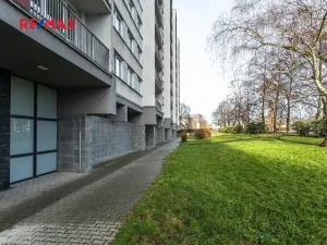 Pronájem bytu 3+1, Praha - Kobylisy, Frýdlantská, 67 m2