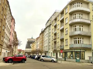 Pronájem bytu 3+1, Praha - Vinohrady, Velehradská, 94 m2