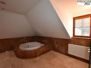 Prodej rodinného domu, Průhonice, Polní, 510 m2