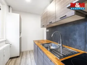 Prodej bytu 2+1, Otrokovice - Kvítkovice, Hlavní, 54 m2