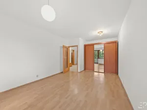 Pronájem bytu 2+kk, Praha - Bohnice, Ústavní, 59 m2
