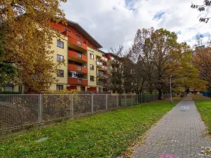 Pronájem bytu 2+kk, Praha - Bohnice, Ústavní, 59 m2