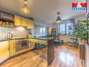 Prodej bytu 2+kk, Hostivice, Unhošťská, 45 m2