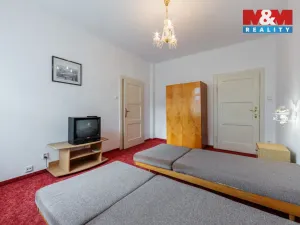 Prodej ubytování, Bečov nad Teplou, Nádražní, 298 m2