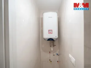 Prodej bytu 1+kk, Brno - Židenice, Táborská, 32 m2