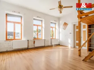 Prodej činžovního domu, Mimoň, nám. 1. máje, 120 m2