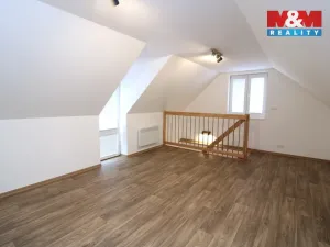 Pronájem kanceláře, Měšice, Revoluční, 43 m2