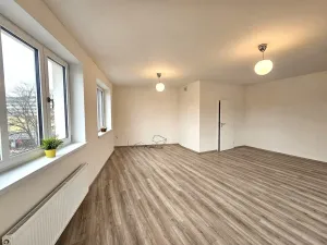 Pronájem bytu 2+kk, Kralupy nad Vltavou, S. K. Neumanna, 53 m2