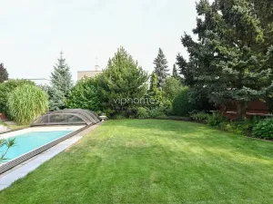 Pronájem vily, Praha - Suchdol, Havraní, 220 m2