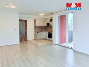 Pronájem bytu 2+kk, Pardubice - Zelené Předměstí, Pod Vinicí, 63 m2