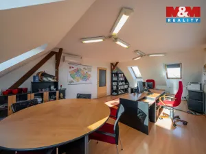 Prodej výrobních prostor, Žďár, 1089 m2