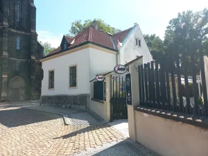 Pronájem restaurace, Praha - Vyšehrad, Štulcova, 290 m2