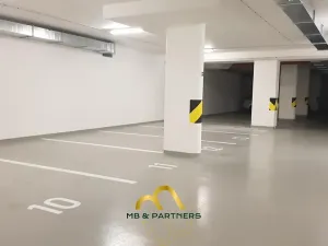 Prodej garážového stání, Praha - Holešovice, U průhonu, 13 m2