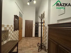 Prodej bytu 2+1, Karlovy Vary, 82 m2