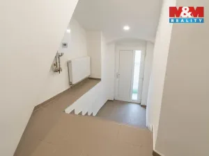 Prodej bytu 4+kk, Klobuky, Náměstí 9. května, 96 m2