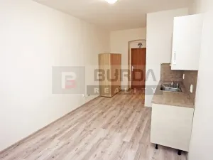 Pronájem bytu 1+kk, Neratovice, 19 m2
