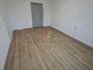 Pronájem bytu 4+1, Kolín, Štítarská, 100 m2