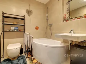 Prodej bytu 1+kk, Praha - Hloubětín, Laponská, 30 m2