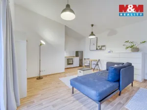 Pronájem bytu 2+kk, Plzeň, České údolí, 37 m2