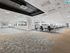 Pronájem kanceláře, Praha - Smíchov, Radlická, 790 m2