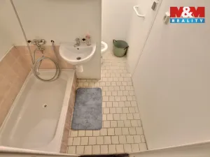 Pronájem bytu 1+kk, Hradec Králové - Nový Hradec Králové, Jana Masaryka, 35 m2