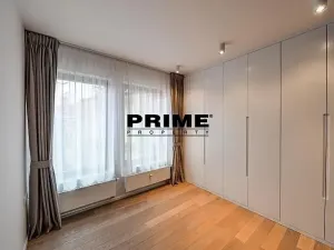 Pronájem bytu 3+kk, Praha - Vinohrady, náměstí Jiřího z Poděbrad, 156 m2
