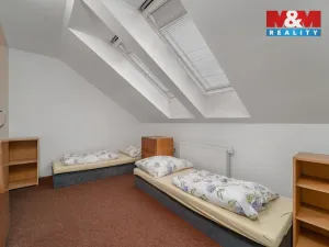 Prodej rodinného domu, Zlín - Louky, Růžová, 600 m2