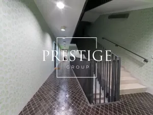 Pronájem bytu 1+kk, Praha - Smíchov, Švédská, 48 m2